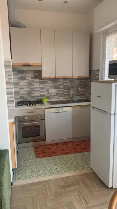 Vista Mare Con Ogni Comfort Varazze